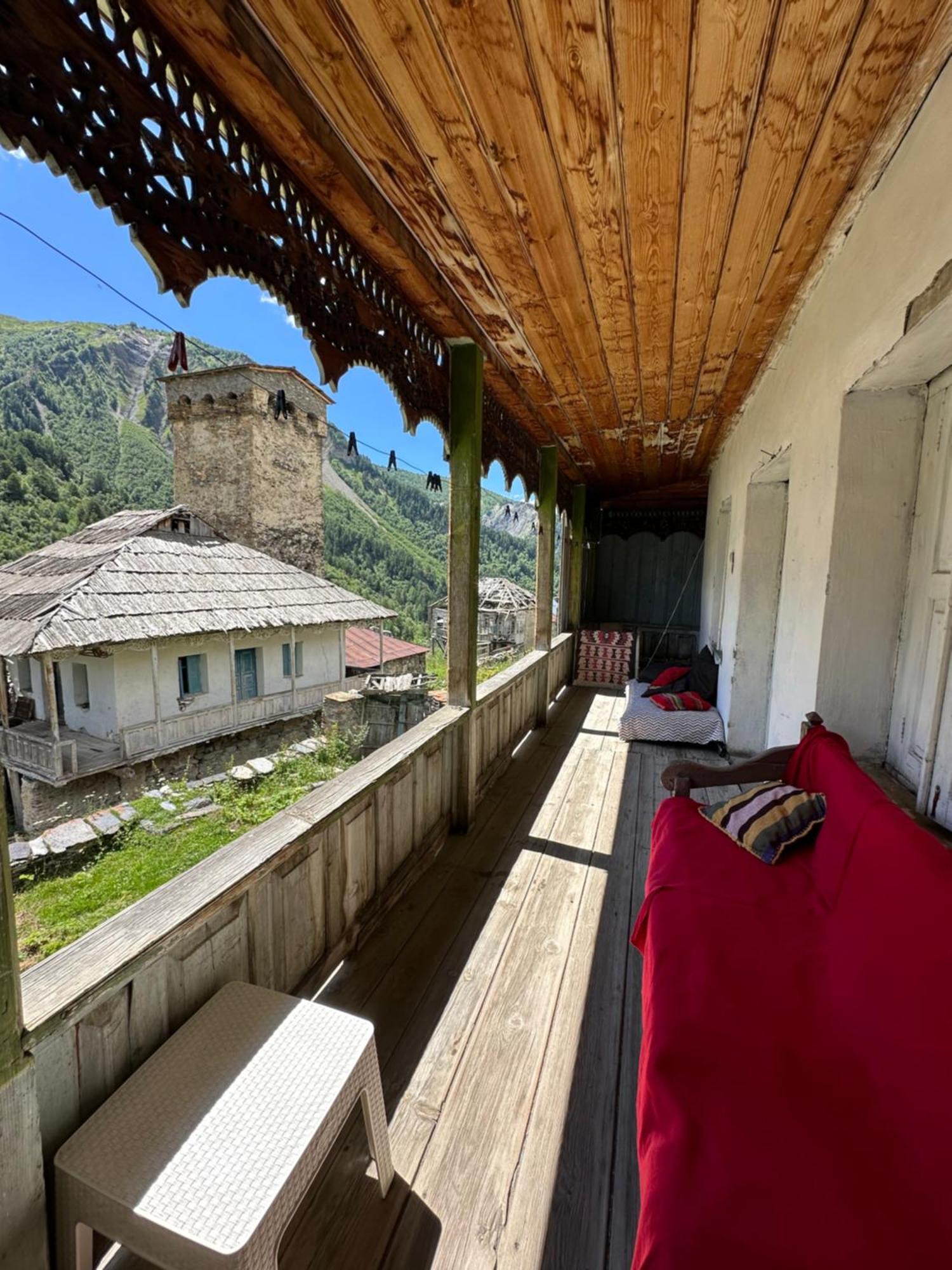 Panorama Guesthouse Mata C. Adishi Dış mekan fotoğraf