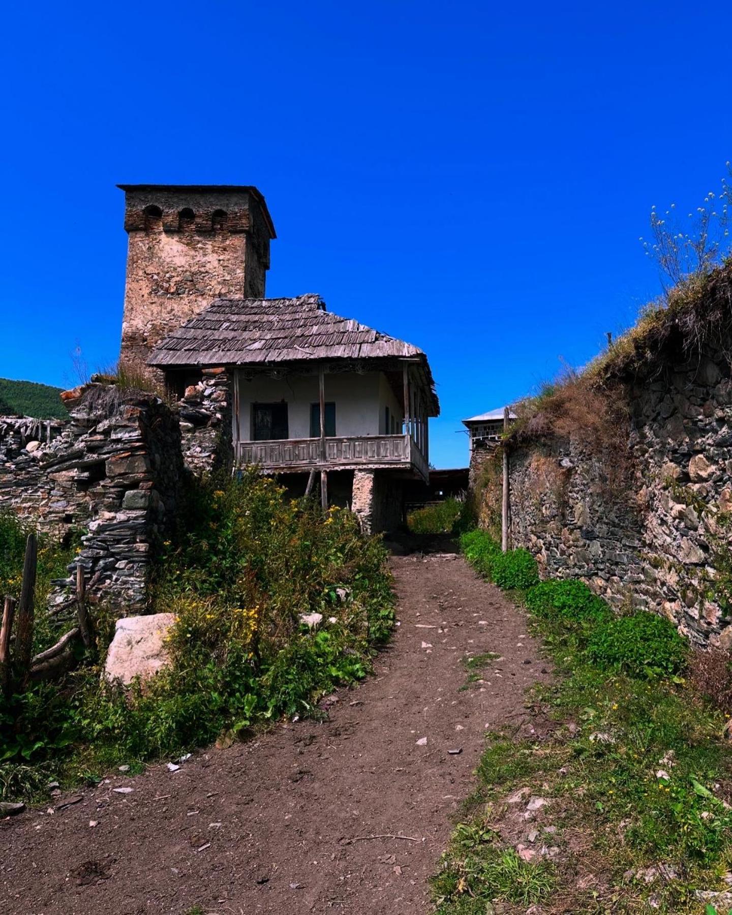 Panorama Guesthouse Mata C. Adishi Dış mekan fotoğraf