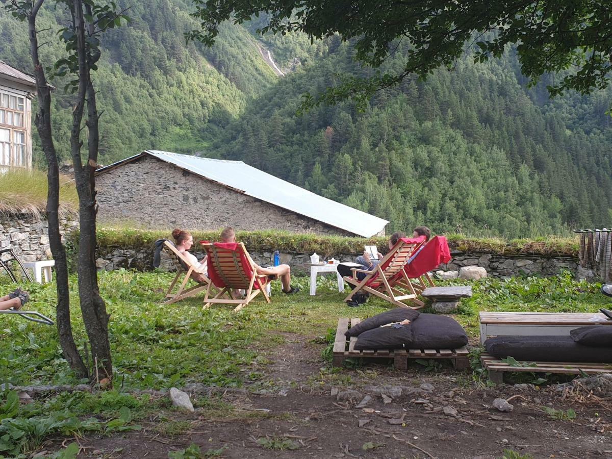 Panorama Guesthouse Mata C. Adishi Dış mekan fotoğraf